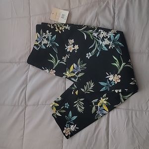 Zac & Rachel Petite Women's Floral Black Dressy Pants